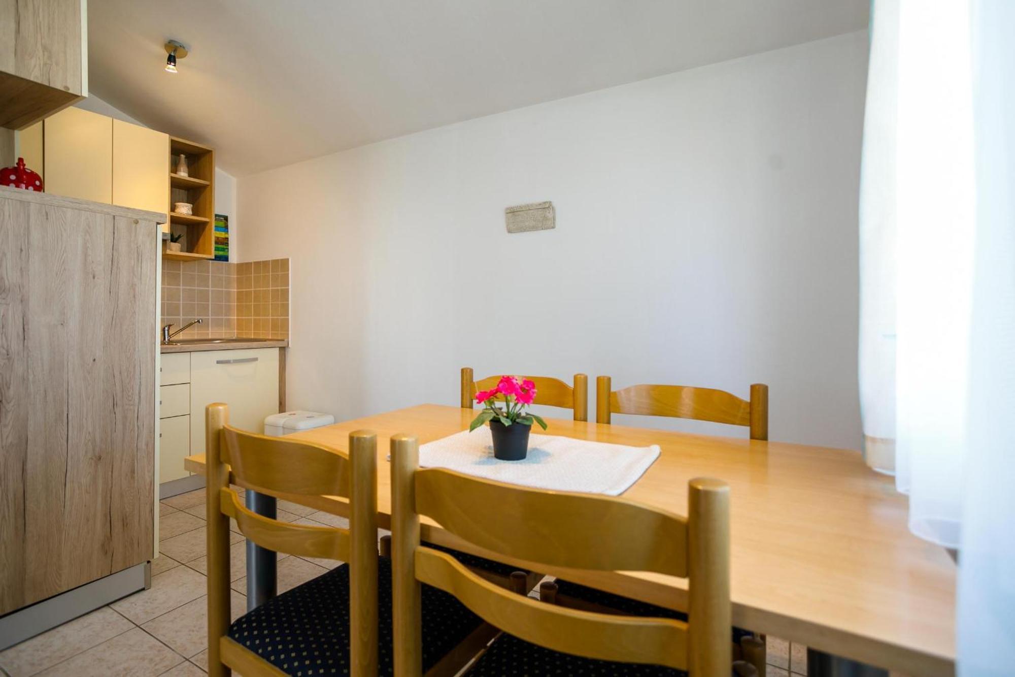 Apartment Pirun Башка Экстерьер фото